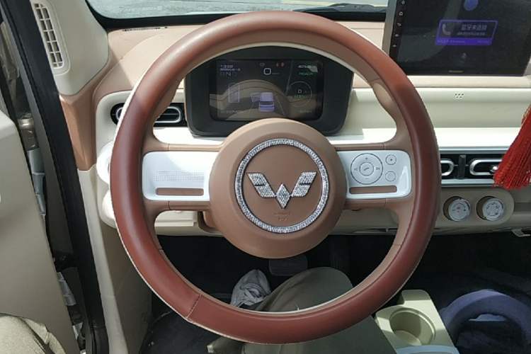Used Wuling Hongguang MINIEV 2024 3rd Generation 215km Youth Edition Steering Wheel