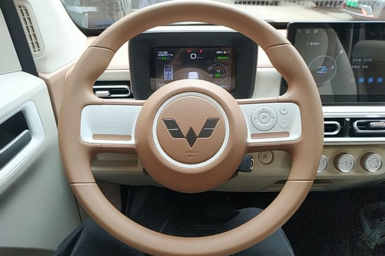 Used Wuling Hongguang MINIEV 2024 3rd Generation 215km Advanced Version Steering Wheel