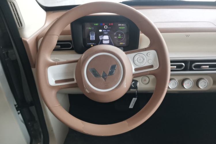 Used Wuling Hongguang MINIEV 2024 3rd Generation 215km Youth Edition Steering Wheel