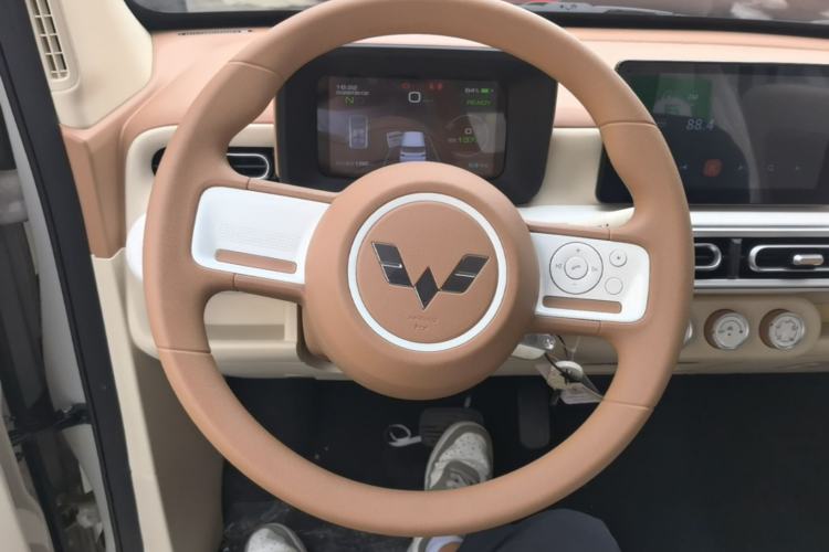 Used Wuling Hongguang MINIEV 2024 3rd Generation 215km Advanced Version Steering Wheel
