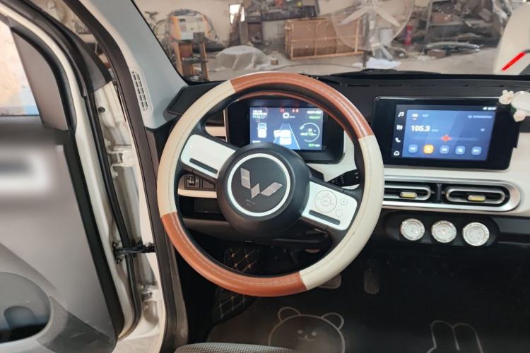 Used Wuling Hongguang MINIEV 2024 3rd Generation 215km Advanced Version Steering Wheel