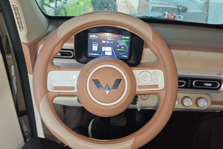 Used Wuling Hongguang MINIEV 2024 3rd Generation 215km Youth Edition Steering Wheel
