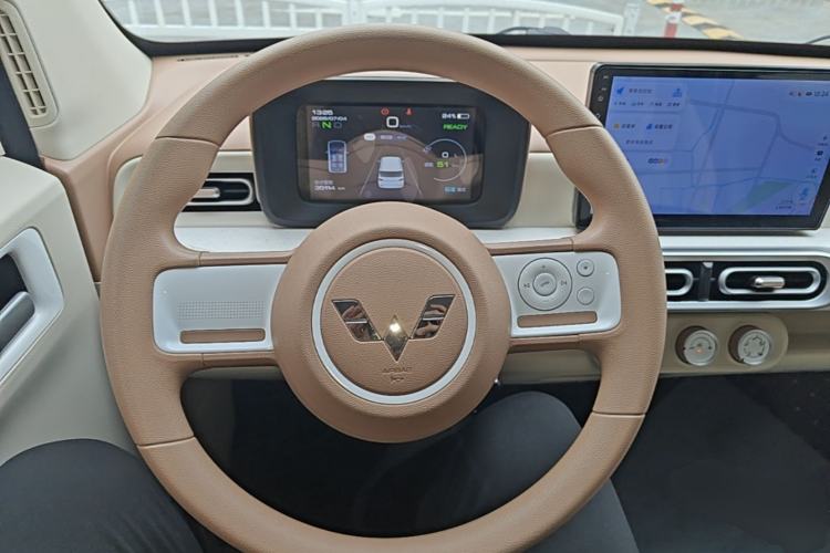 Used Wuling Hongguang MINIEV 2024 3rd Generation 215km Youth Edition Steering Wheel