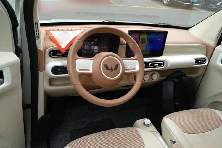 Used Wuling Hongguang MINIEV 2024 3rd Generation 215km Youth Edition Steering Wheel