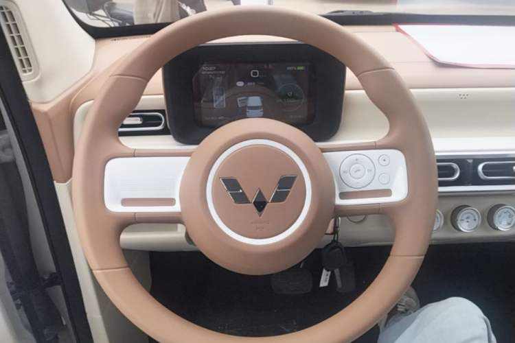 Used Wuling Hongguang MINIEV 2024 3rd Generation 215km Youth Edition Steering Wheel