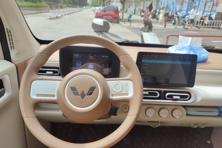 Used Wuling Hongguang MINIEV 2024 3rd Generation 215km Youth Edition Steering Wheel