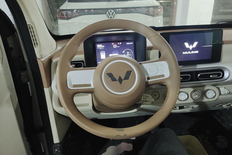 Used Wuling Hongguang MINIEV 2024 3rd Generation 215km Advanced Version Steering Wheel