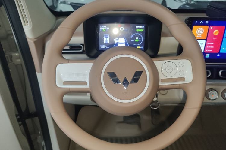 Used Wuling Hongguang MINIEV 2024 3rd Generation 215km Youth Edition Steering Wheel
