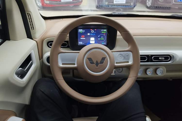 Used Wuling Hongguang MINIEV 2024 3rd Generation 215km Youth Edition Steering Wheel