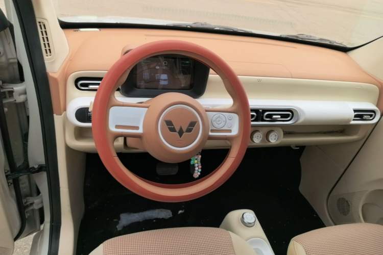 Used Wuling Hongguang MINIEV 2024 3rd Generation 215km Youth Edition Steering Wheel