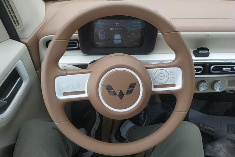 Used Wuling Hongguang MINIEV 2024 3rd Generation 215km Youth Edition Steering Wheel