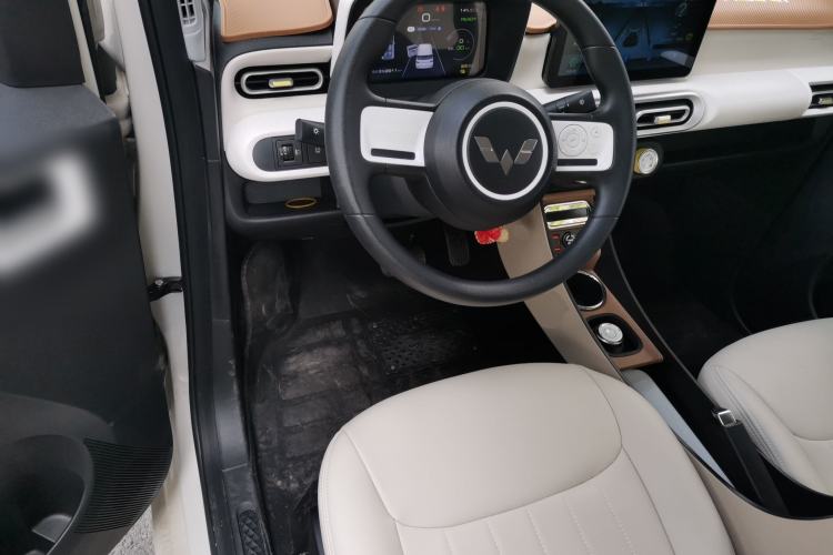 Used Wuling Hongguang MINIEV 2024 3rd Generation 215km Youth Edition Steering Wheel