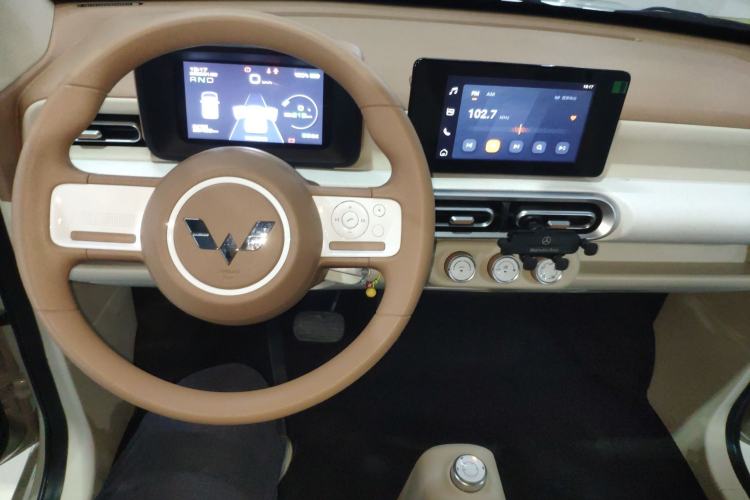 Used Wuling Hongguang MINIEV 2024 3rd Generation 215km Advanced Version Steering Wheel