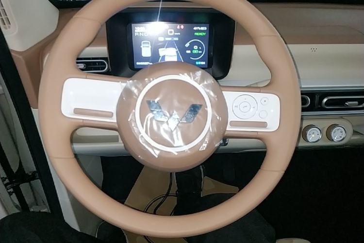 Used Wuling Hongguang MINIEV 2024 3rd Generation 215km Youth Edition Steering Wheel