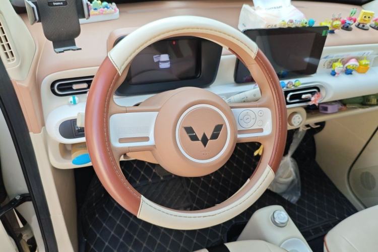 Used Wuling Hongguang MINIEV 2024 3rd Generation 215km Advanced Version Steering Wheel