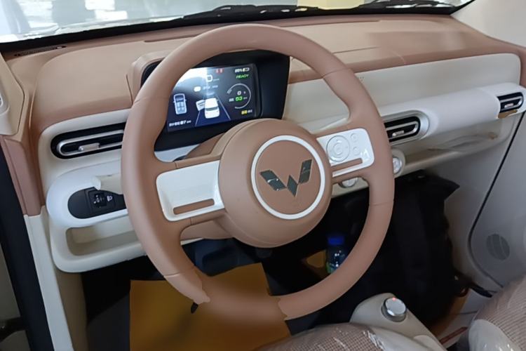 Used Wuling Hongguang MINIEV 2024 3rd Generation 215km Youth Edition Steering Wheel
