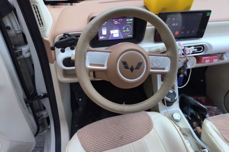Used Wuling Hongguang MINIEV 2024 3rd Generation 215km Advanced Version Steering Wheel