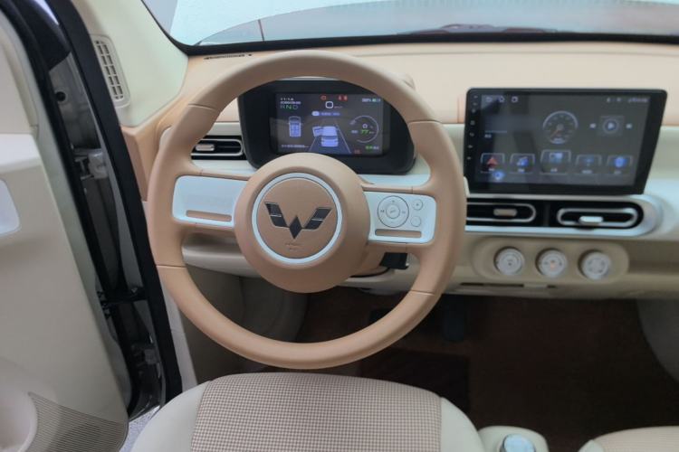 Used Wuling Hongguang MINIEV 2024 3rd Generation 215km Youth Edition Steering Wheel