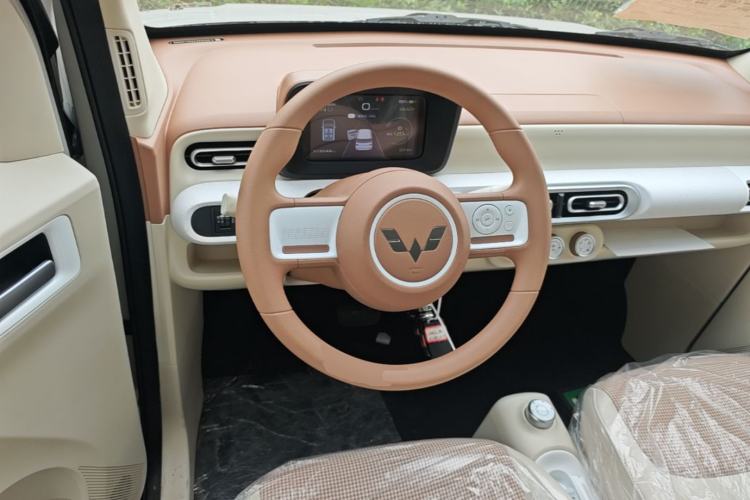 Used Wuling Hongguang MINIEV 2024 3rd Generation 215km Youth Edition Steering Wheel