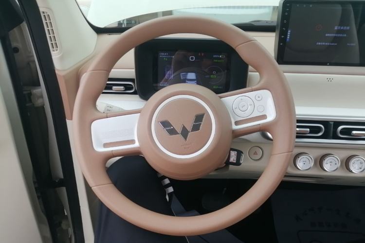 Used Wuling Hongguang MINIEV 2024 3rd Generation 215km Youth Edition Steering Wheel