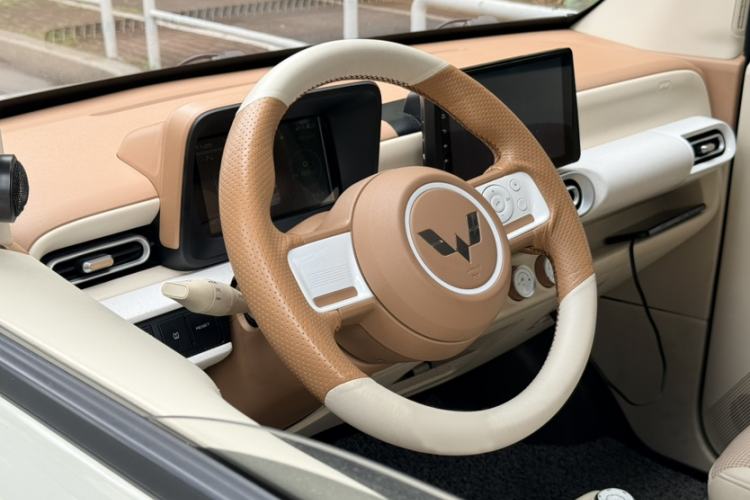 Used Wuling Hongguang MINIEV 2024 3rd Generation 215km Youth Edition Steering Wheel