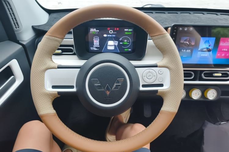 Used Wuling Hongguang MINIEV 2024 3rd Generation 215km Youth Edition Steering Wheel