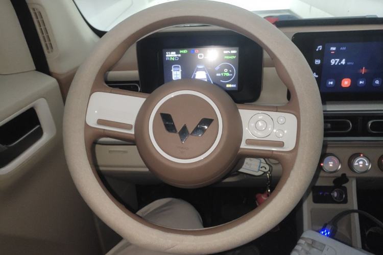 Used Wuling Hongguang MINIEV 2024 3rd Generation 215km Youth Edition Steering Wheel