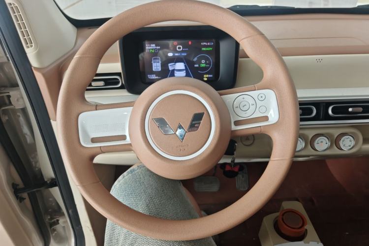 Used Wuling Hongguang MINIEV 2024 3rd Generation 215km Youth Edition Steering Wheel