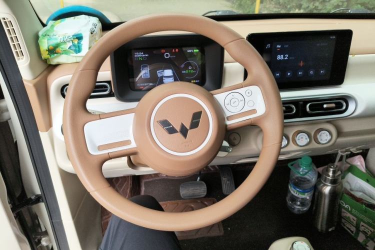 Used Wuling Hongguang MINIEV 2024 3rd Generation 215km Advanced Version Steering Wheel
