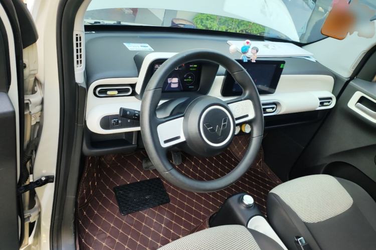 Used Wuling Hongguang MINIEV 2024 3rd Generation 215km Advanced Version Steering Wheel