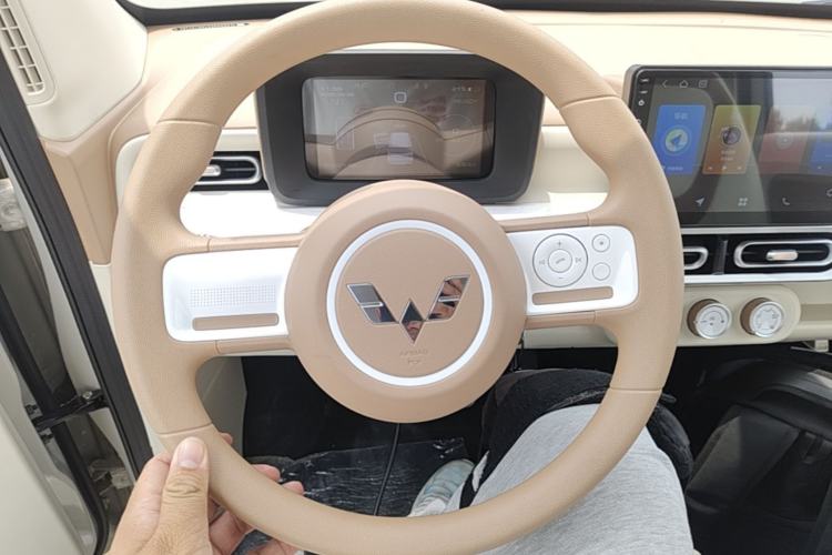 Used Wuling Hongguang MINIEV 2024 3rd Generation 215km Youth Edition Steering Wheel