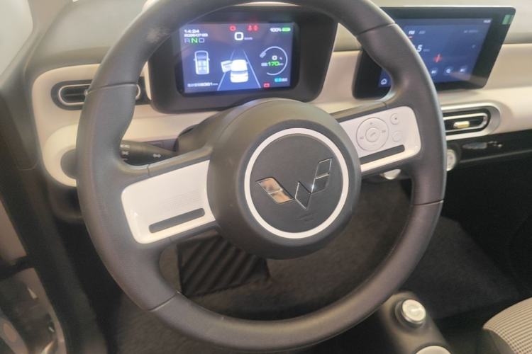 Used Wuling Hongguang MINIEV 2024 3rd Generation 170 km Steering Wheel