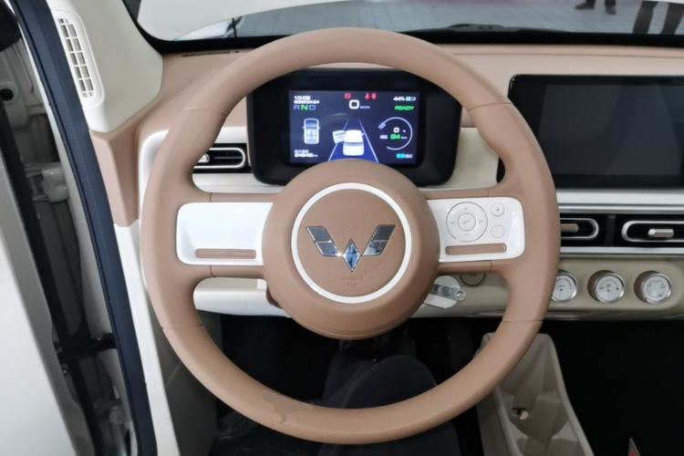 Used Wuling Hongguang MINIEV 2024 3rd Generation 215km Advanced Version Steering Wheel