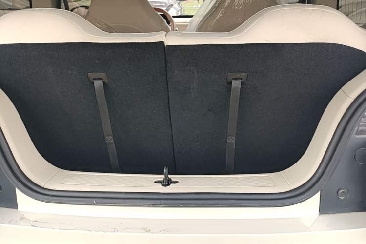 Used Wuling Hongguang MINIEV 2024 3rd Generation 215km Youth Edition Trunk