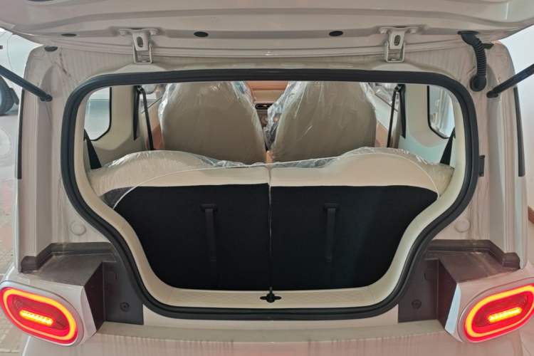 Used Wuling Hongguang MINIEV 2024 3rd Generation 215km Youth Edition Trunk