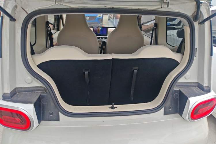 Used Wuling Hongguang MINIEV 2024 3rd Generation 215km Youth Edition Trunk