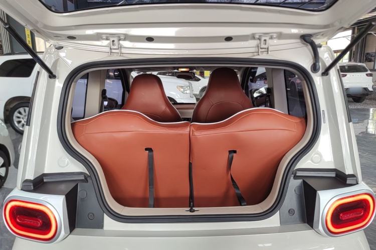 Used Wuling Hongguang MINIEV 2024 3rd Generation 215km Youth Edition Trunk