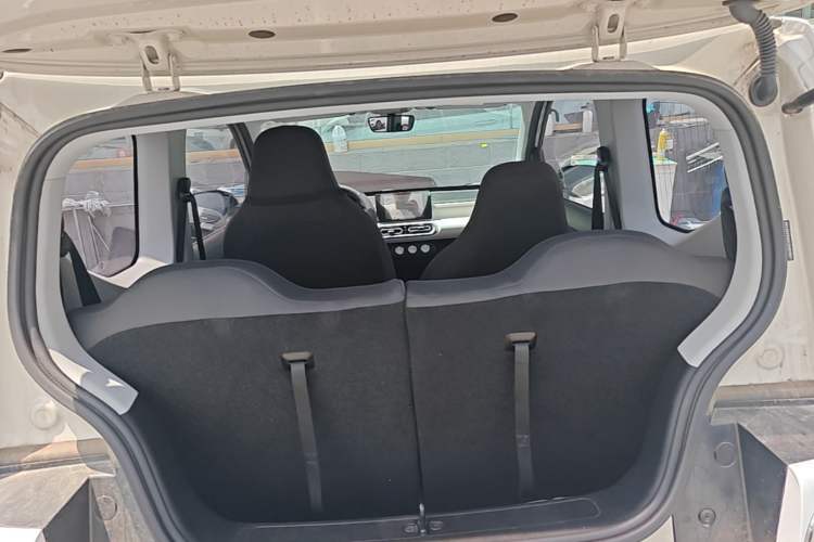 Used Wuling Hongguang MINIEV 2024 3rd Generation 215km Youth Edition Trunk