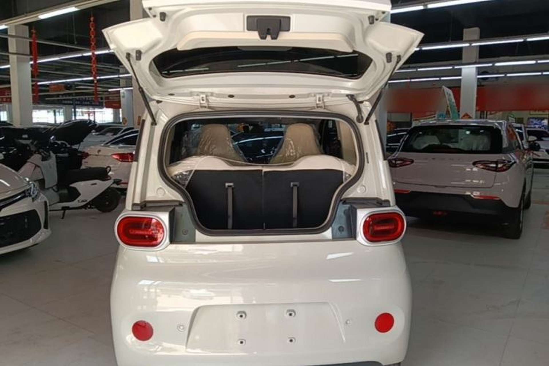 Used Wuling Hongguang MINIEV 2024 3rd Generation 215km Youth Edition Trunk