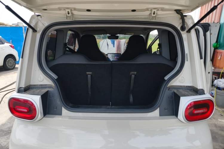 Used Wuling Hongguang MINIEV 2024 3rd Generation 215km Youth Edition Trunk
