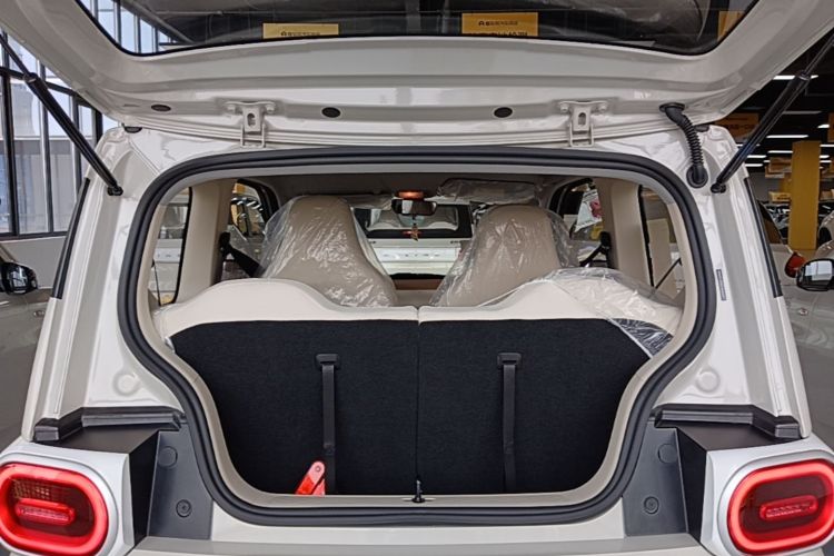 Used Wuling Hongguang MINIEV 2024 3rd Generation 215km Youth Edition Trunk