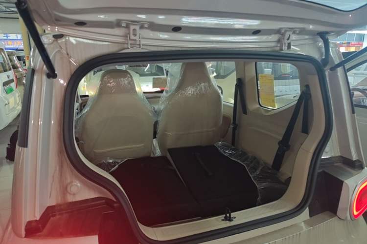 Used Wuling Hongguang MINIEV 2024 3rd Generation 215km Youth Edition Trunk