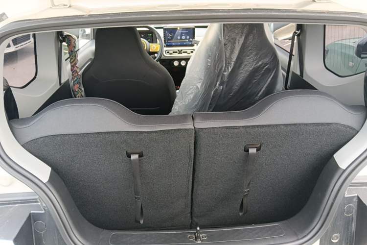 Used Wuling Hongguang MINIEV 2024 3rd Generation 215km Youth Edition Trunk
