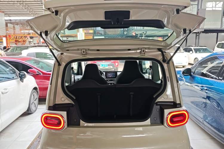 Used Wuling Hongguang MINIEV 2024 3rd Generation 215km Advanced Version Trunk
