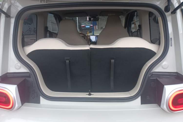 Used Wuling Hongguang MINIEV 2024 3rd Generation 215km Advanced Version Trunk