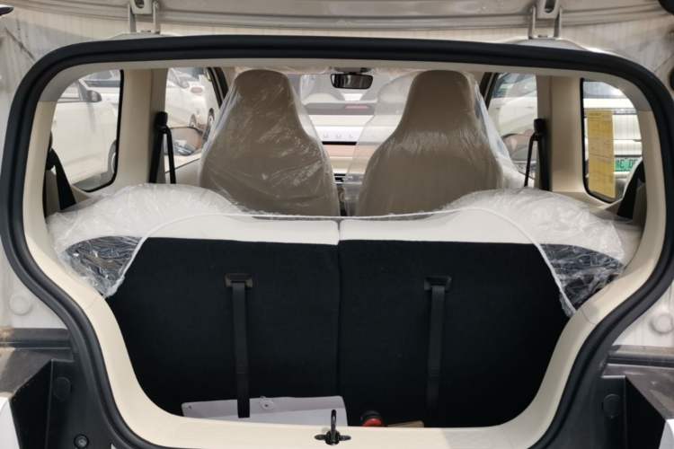 Used Wuling Hongguang MINIEV 2024 3rd Generation 215km Youth Edition Trunk