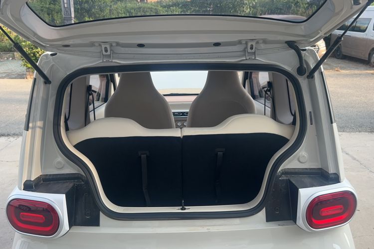 Used Wuling Hongguang MINIEV 2024 3rd Generation 215km Youth Edition Trunk