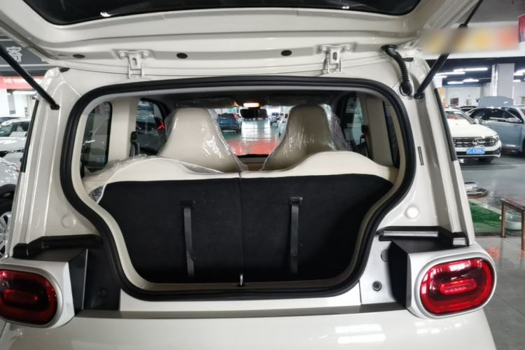 Used Wuling Hongguang MINIEV 2024 3rd Generation 215km Youth Edition Trunk