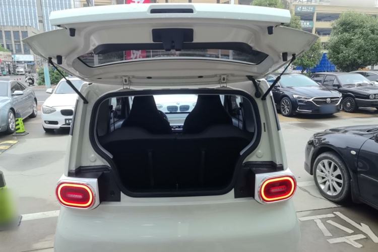Used Wuling Hongguang MINIEV 2024 Third Generation 120 km Trunk