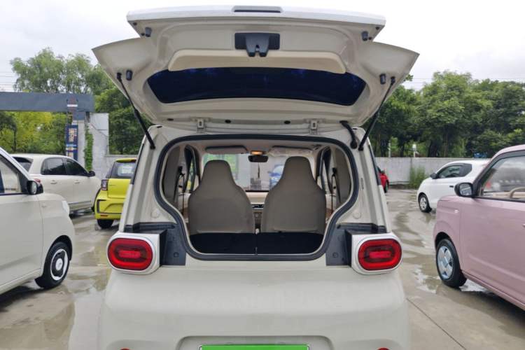 Used Wuling Hongguang MINIEV 2024 3rd Generation 215km Youth Edition Trunk